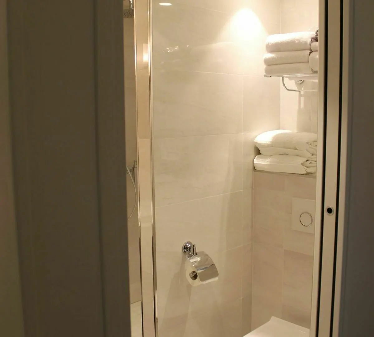 **** Hotel My Home In Paris France