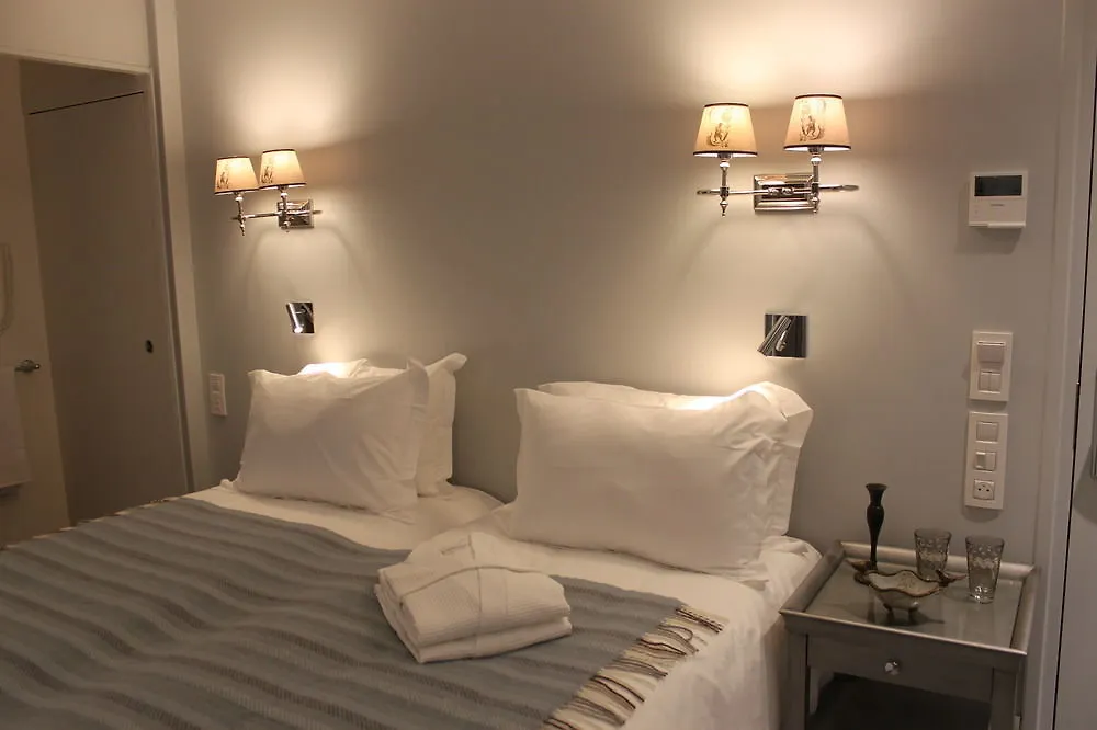 **** Hotel My Home In Paris France